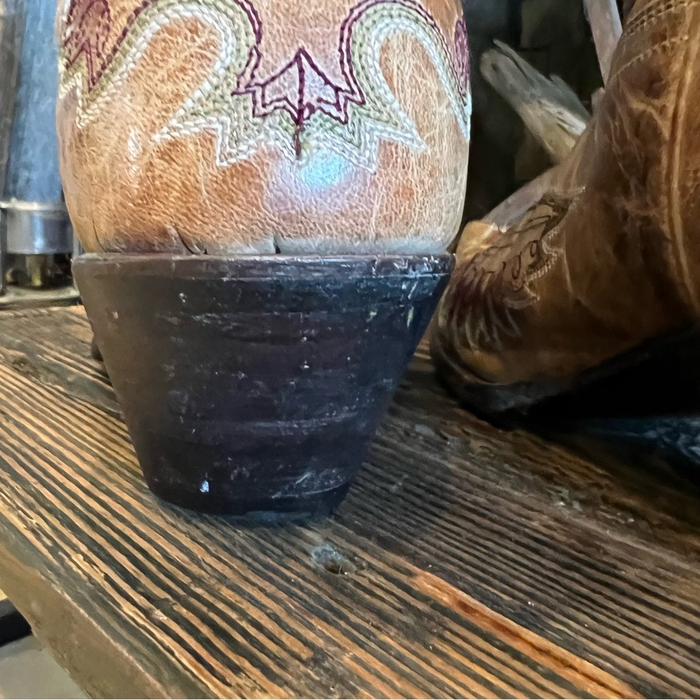 RARE Vintage Corral  Eagle Cognac Tan Burgundy/olive detail Cowboy Boots 8.5M - Picture 14 of 15